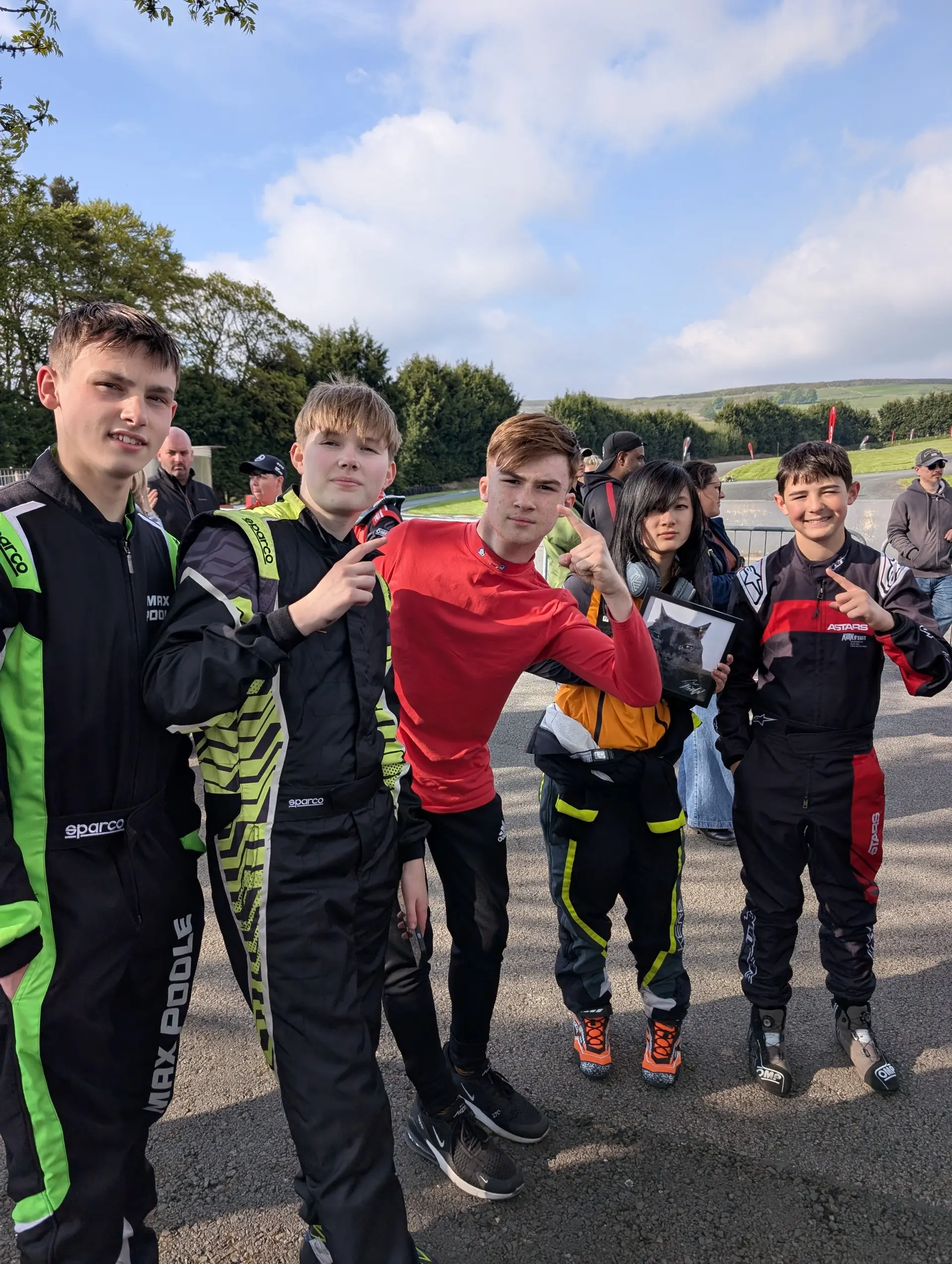 KARTING MATES